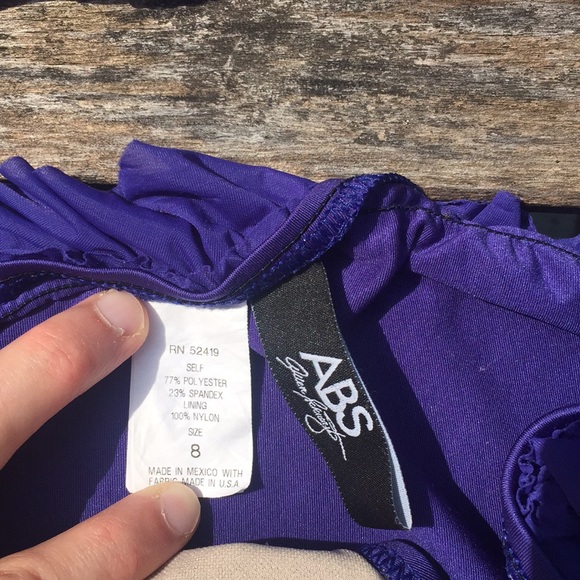 Adorable Ruffle Bikini - Picture 4 of 8